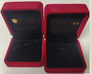Caja joyero elegante mediana, color  guindo. Caramelo