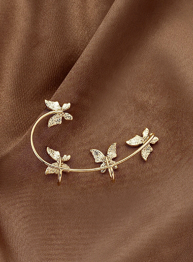 Envoltura de oreja con diamante de imitación con diseño de mariposa  Color:Dorado