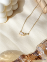 Collar con colgante ballena  Color: Amarillo Oro /DAZY