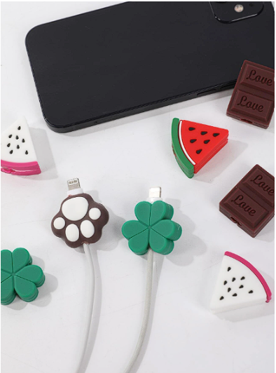 1 pieza protector de cable de dibujos animados  Color: Diferente