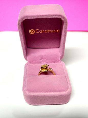 [18660] Caja joyero elegante de gamuza para anillo pequeña, color rosado. Caramelo